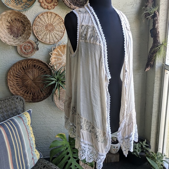 Jolt Jackets & Blazers - Jolt L Bohemian cream patchwork vest crochet trim